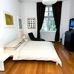 Urban Rooms--free Parking-- 3*