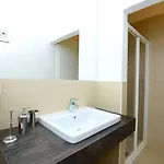 Urban Rooms--free Parking--