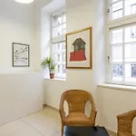 Urban Rooms--free Parking--