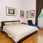 Urban Rooms--free Parking-- 3*