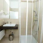 Urban Rooms--free Parking-- Maison d'hôtes