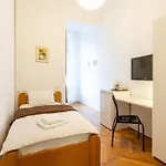 Urban Rooms--free Parking-- 3*