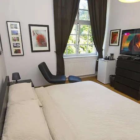 Urban Rooms--free Parking-- ゲストハウス 3*