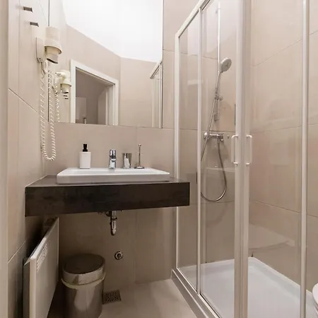 Gostinjska kuća Urban Rooms--free Parking-- Ljubljana