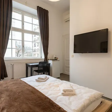 Affittacamere Urban Rooms--free Parking-- Lubiana