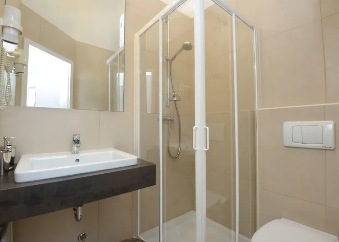 بيت ضيافة Urban Rooms--free Parking--