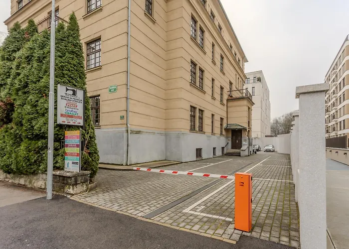 بيت ضيافة Urban Rooms--free Parking--