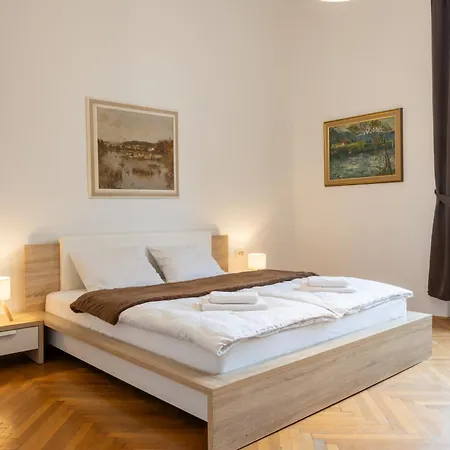 Urban Rooms--free Parking-- 3*