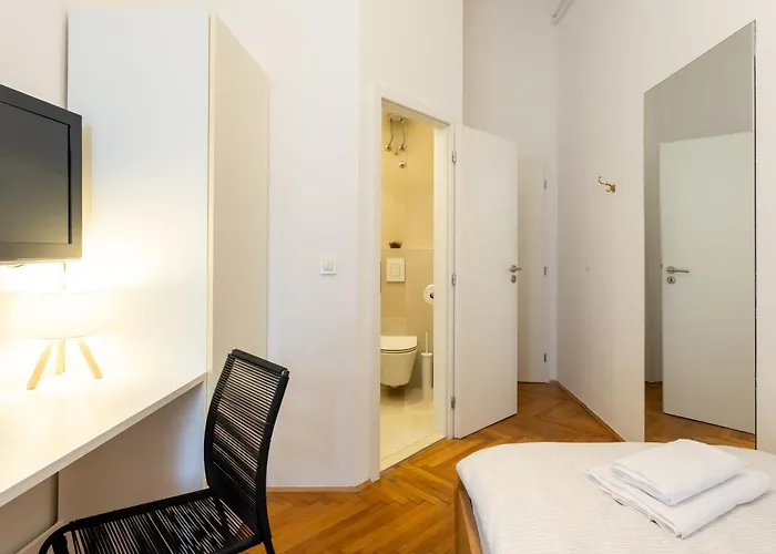 بيت ضيافة Urban Rooms--free Parking--